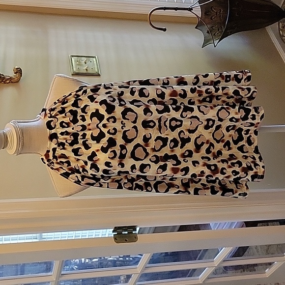 LOVEU.DEAR black tan lilac cream animal print top Aline sleeveless top Med EUC … - Picture 1 of 8